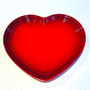 Le Creuset Large Stoneware Heart Shaped Plate Red Cerise